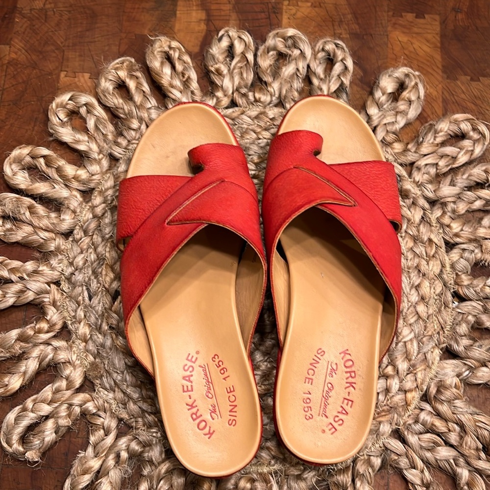 Like new Kork-Ease platform sandals 7M